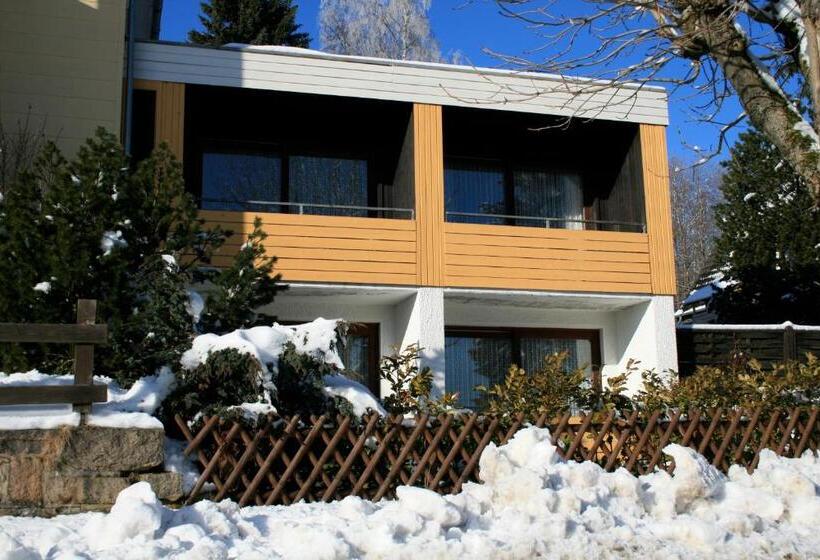 مبيت وإفطار Pension Winkel