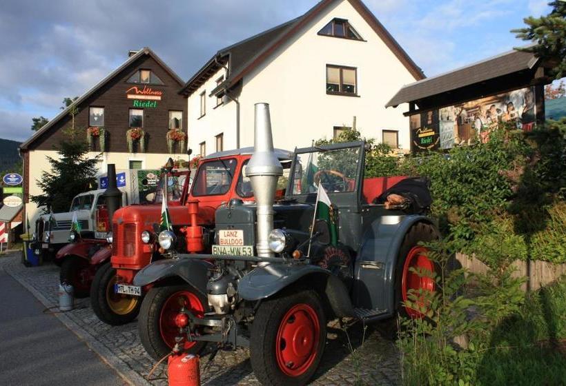 Bed and Breakfast Wellness Hotel Pension & Gaststätte Riedel