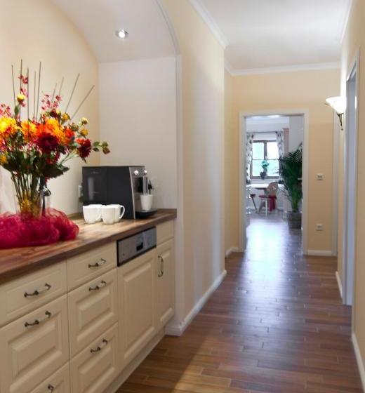 住宿加早餐  Pension Weindl