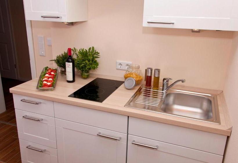 住宿加早餐  Pension Weindl