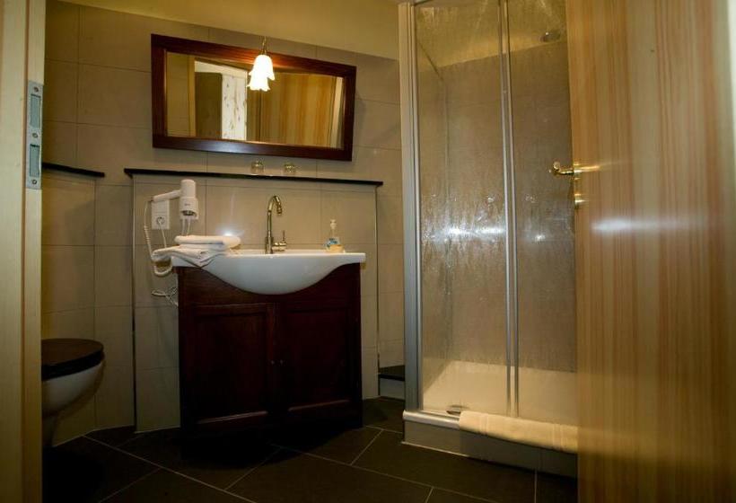 هتل Bobhaus Winterberg