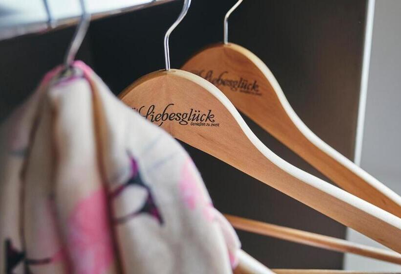 Boutiquehotel Liebesglück   Adults Only