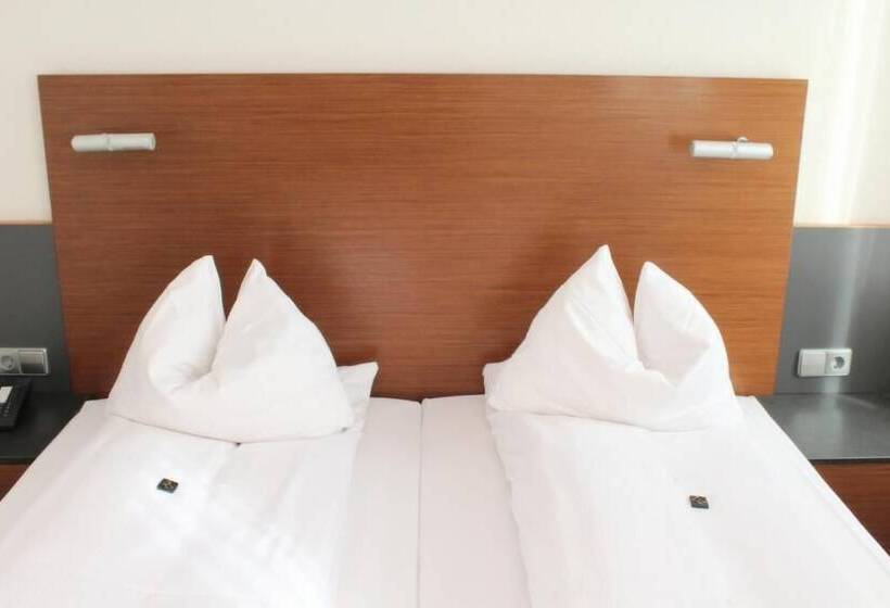 ホテル Am Hirschgarten