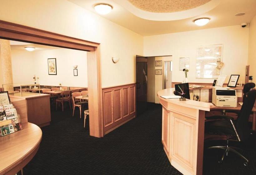 فندق Am Vogelsanger Weg