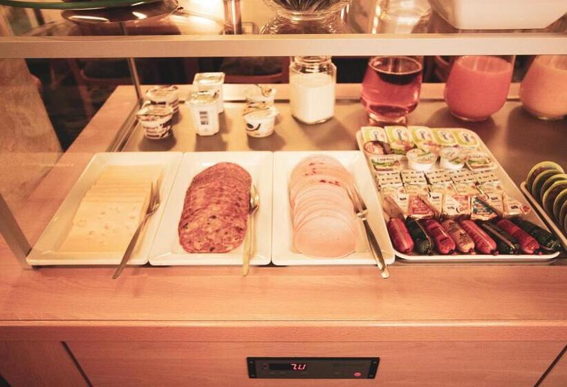 فندق Am Vogelsanger Weg