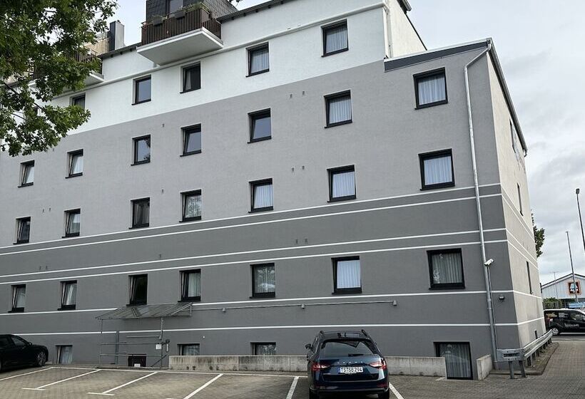 فندق Am Vogelsanger Weg