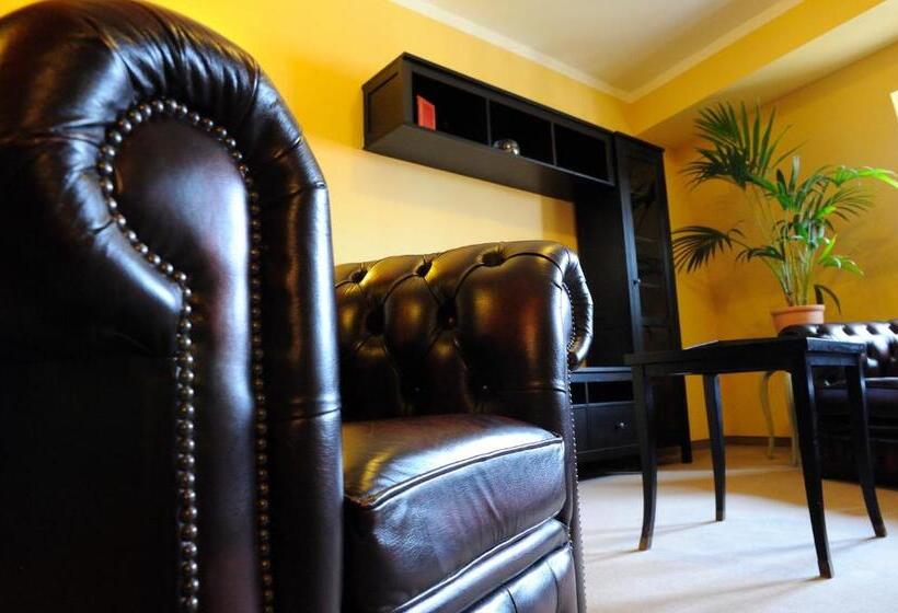 ホテル Braugasthaus