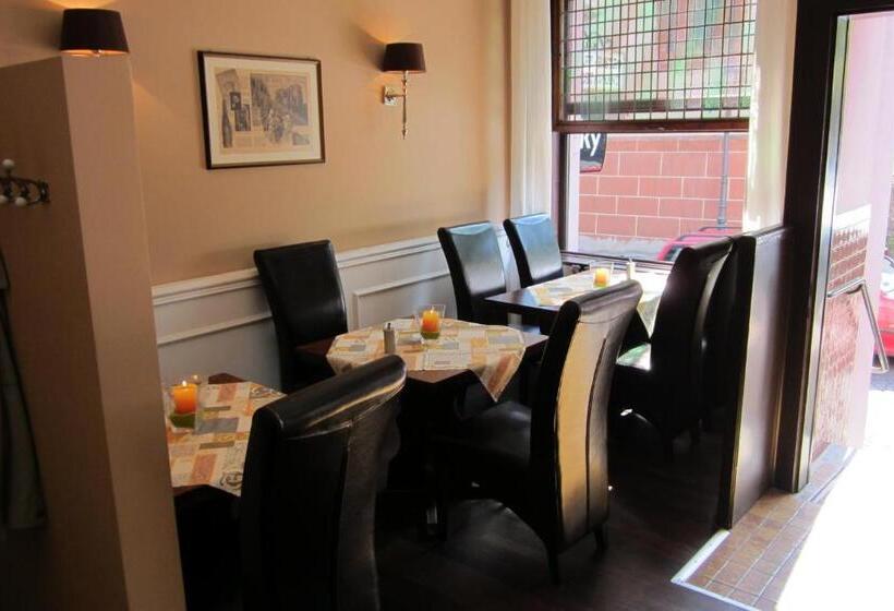 호텔 Café Burg Stahleck