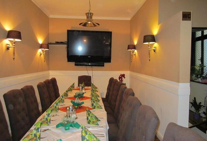 호텔 Café Burg Stahleck