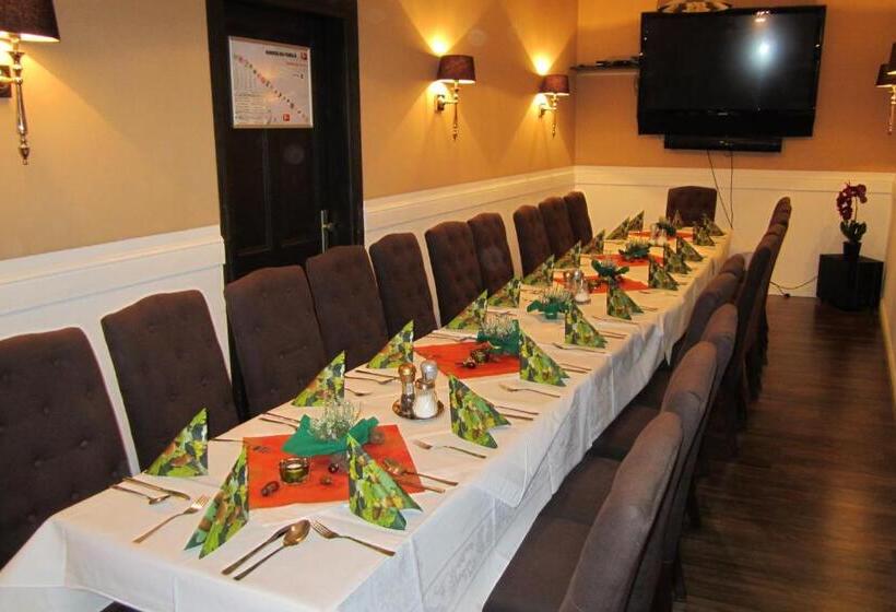 호텔 Café Burg Stahleck