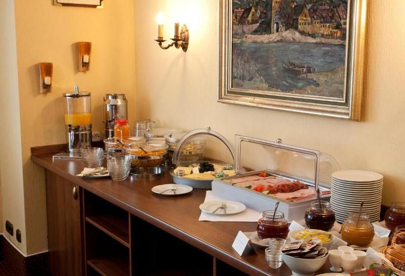 בית מלון כפרי City  Garni