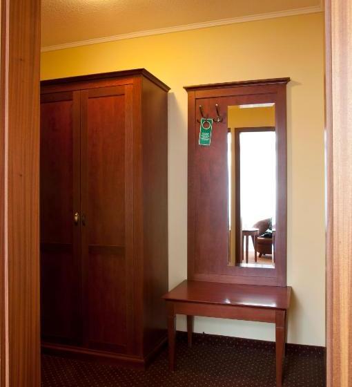 בית מלון כפרי City  Garni