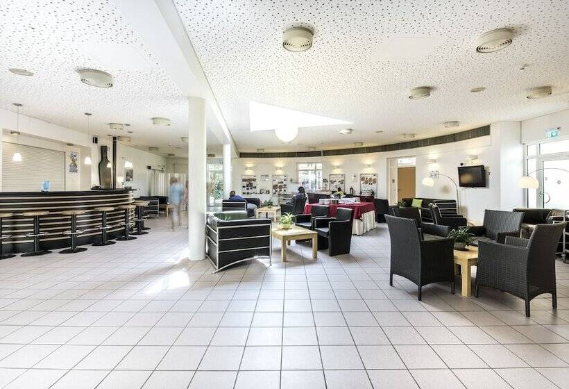 هتل Cjd Bonn Castell