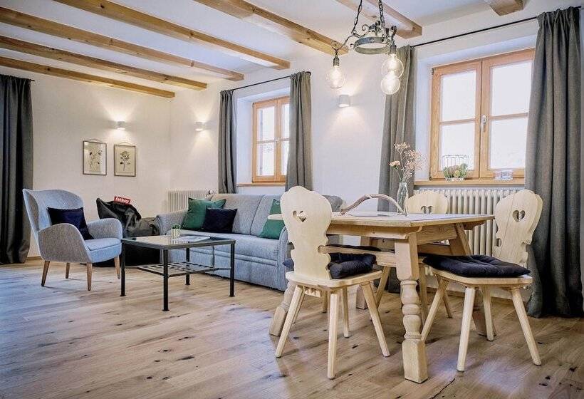 Отель Der Lederer Hof Boutique Apartments