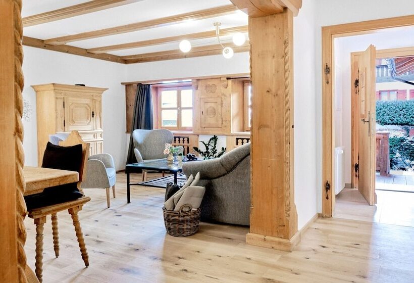 Отель Der Lederer Hof Boutique Apartments