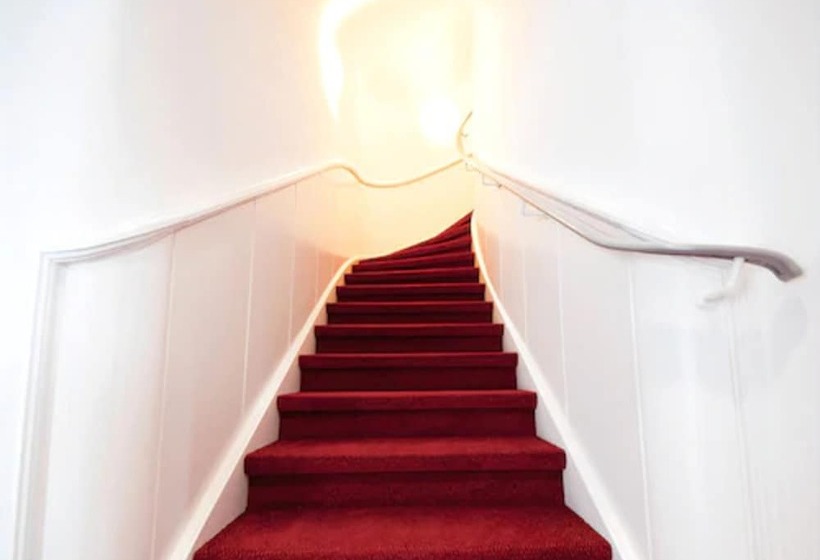 בית מלון כפרי Destination 21