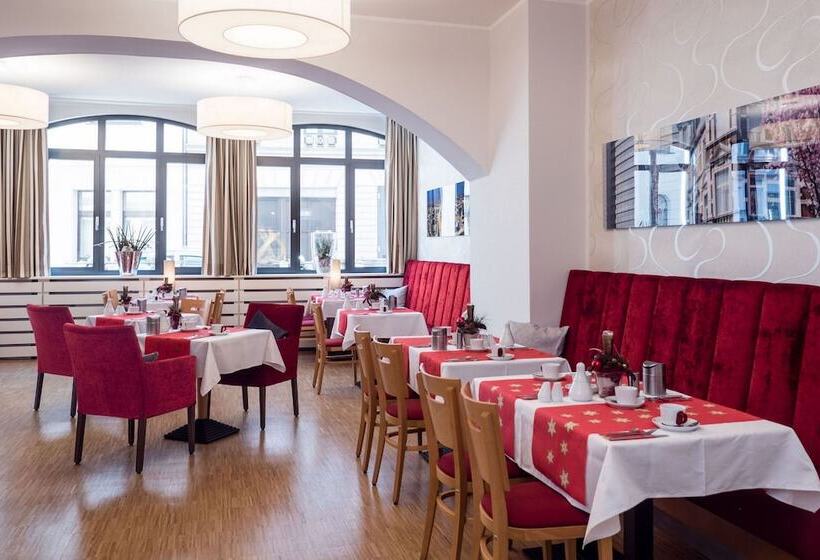 فندق Deutsches Haus