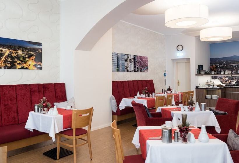 فندق Deutsches Haus