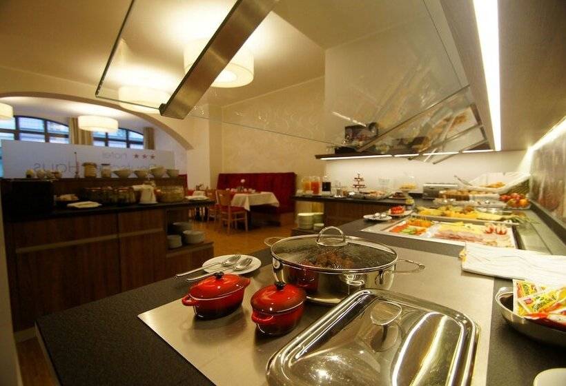 فندق Deutsches Haus