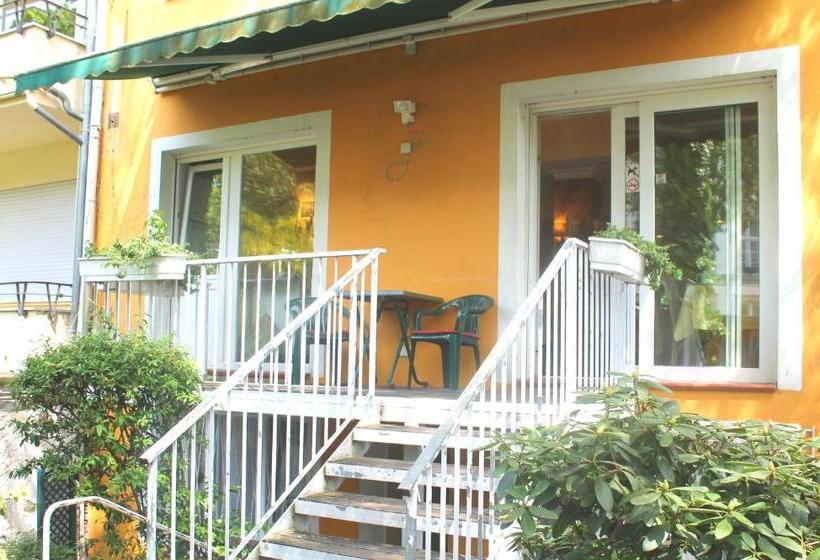 هتل Eden   Am Hofgarten