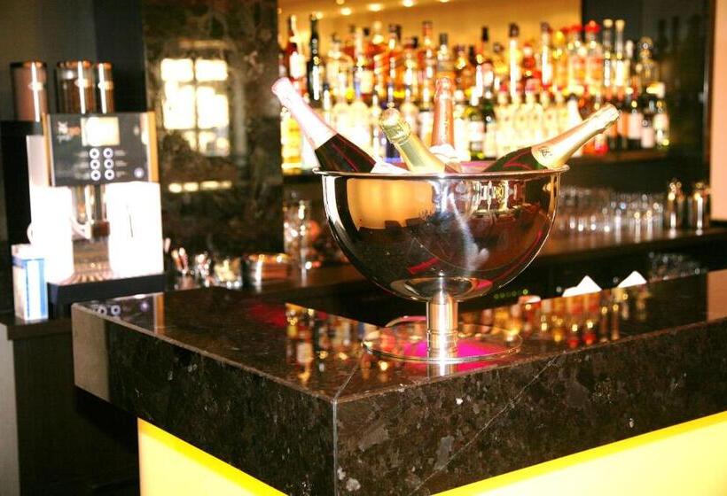 בית מלון כפרי Favor