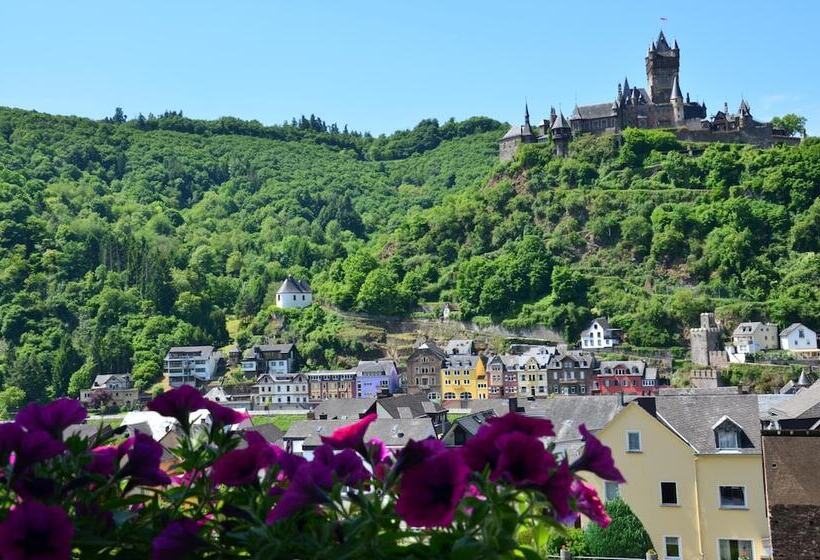 Flair Hotel Am Rosenhügel   Garni