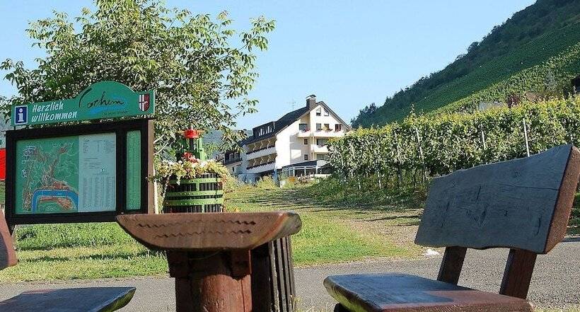 Flair Hotel Am Rosenhügel   Garni