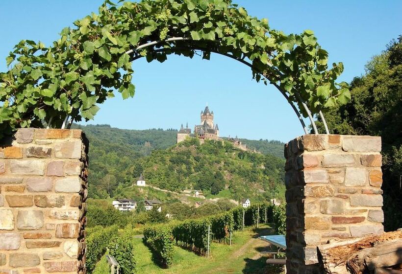 Flair Hotel Am Rosenhügel   Garni