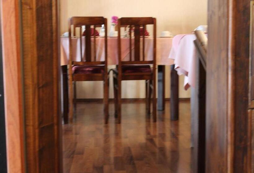 ホテル Garni Am Dippeplatz