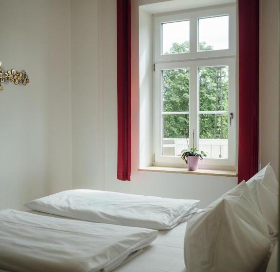 Отель Garni Ammergauer Hof