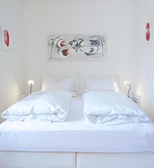 Отель Garni Ammergauer Hof