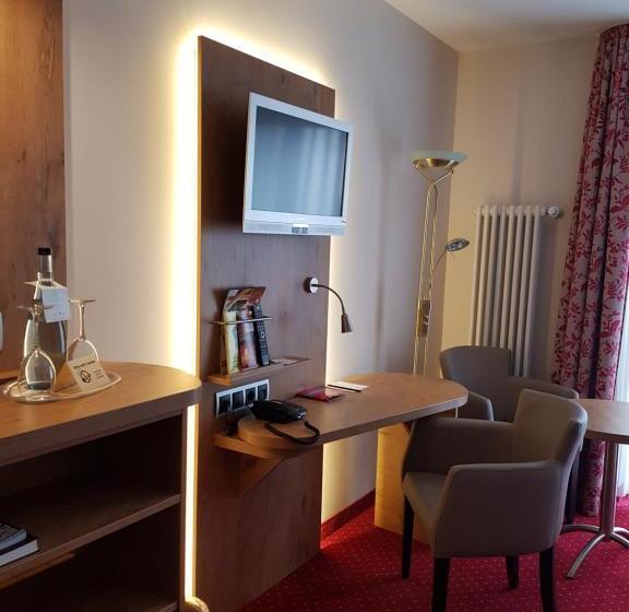 בית מלון כפרי Auszeit Am Park