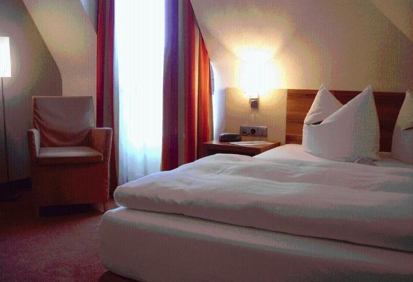 בית מלון כפרי Auszeit Am Park