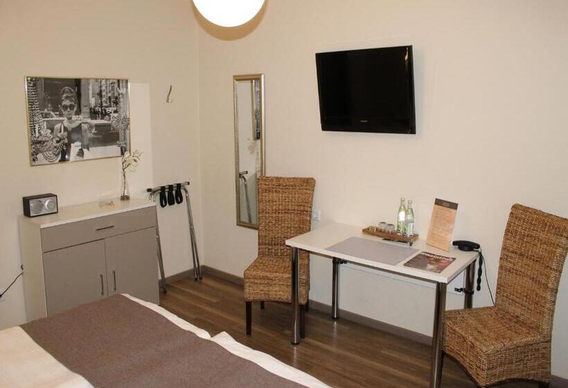 호텔 Garni Bellevue