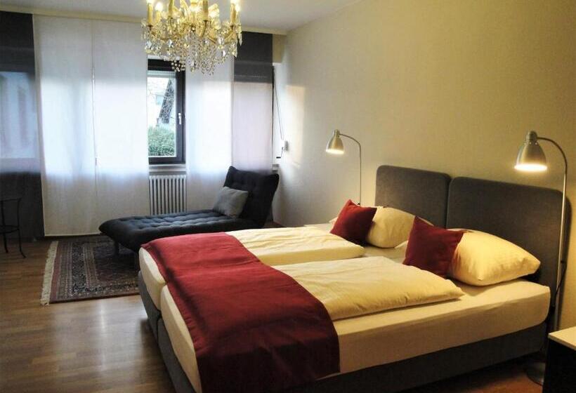 호텔 Garni Bellevue