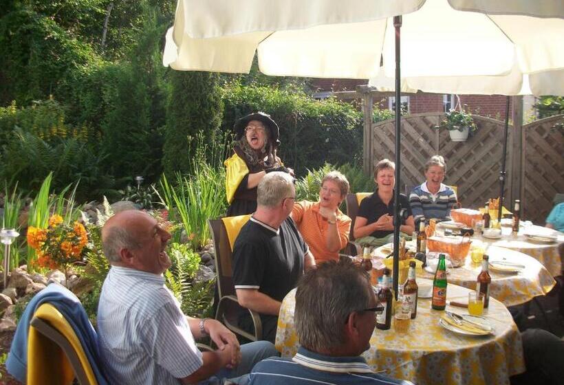 בית מלון כפרי Garni Haus Sonneneck