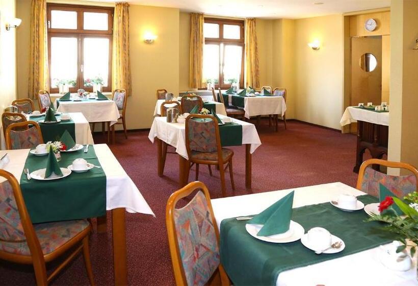 فندق Garni Kluth