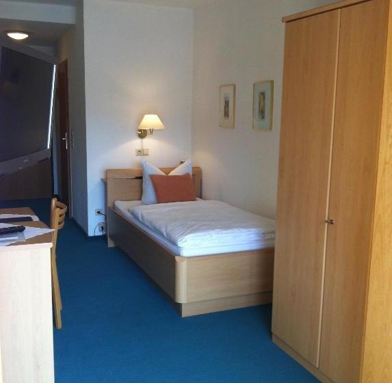 Отель Der Schützenhof