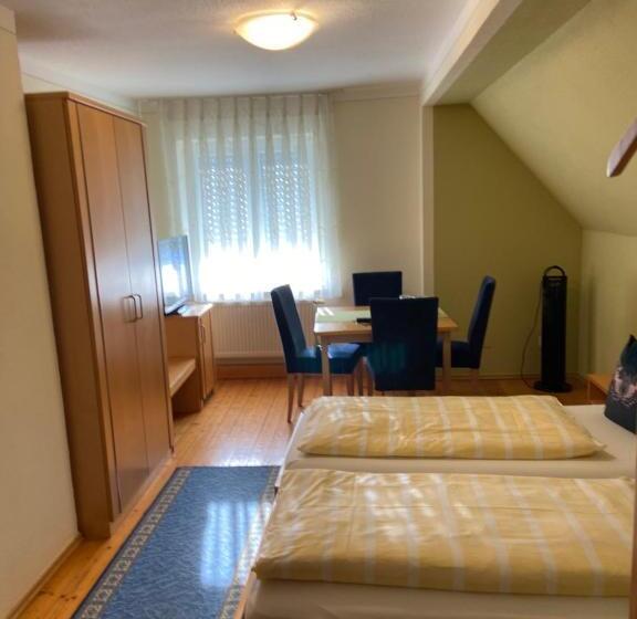 בית מלון כפרי Goldener Löwe