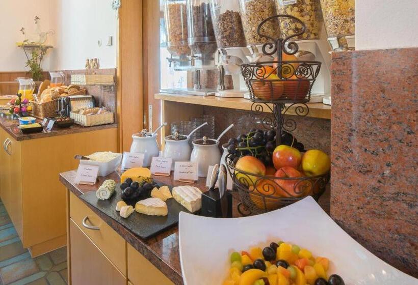 בית מלון כפרי Goldener Löwe