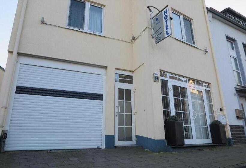 בית מלון כפרי Kaiser