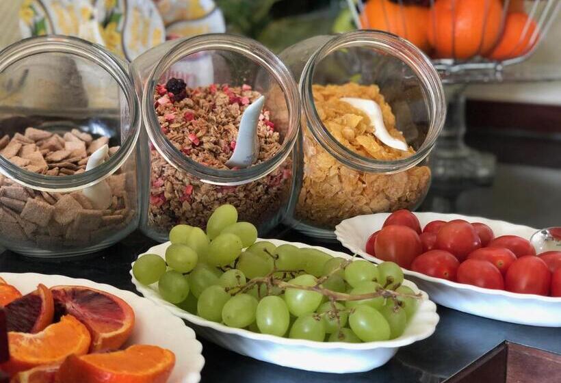 בית מלון כפרי Kaiser