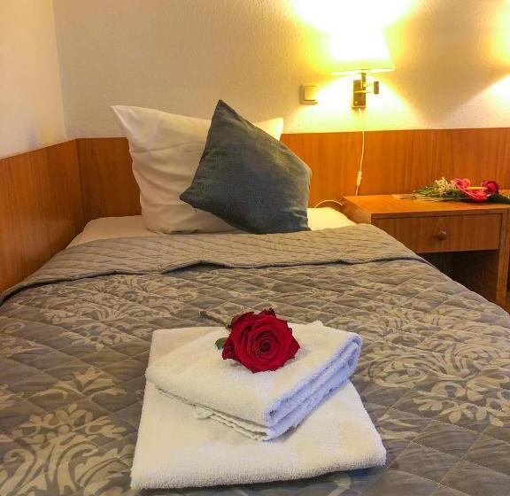 בית מלון כפרי Kaiser