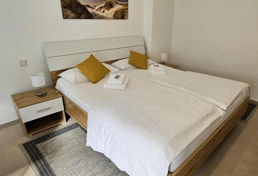 בית מלון כפרי Hirsch Günzburg