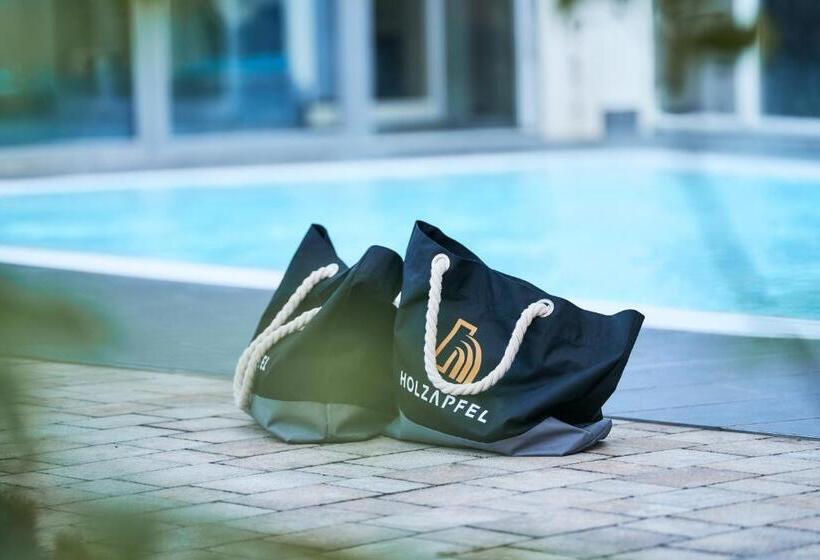 Отель Holzapfel