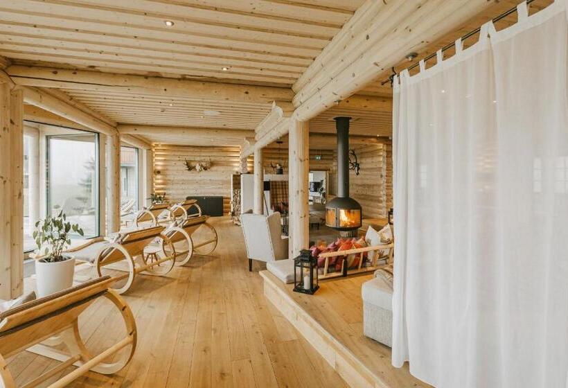 Отель Jens Weissflog