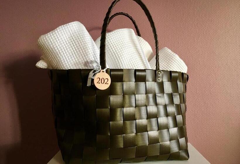 Отель Jens Weissflog