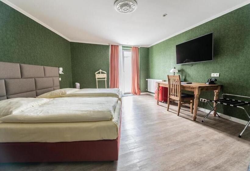 هتل Kurfürstenhof