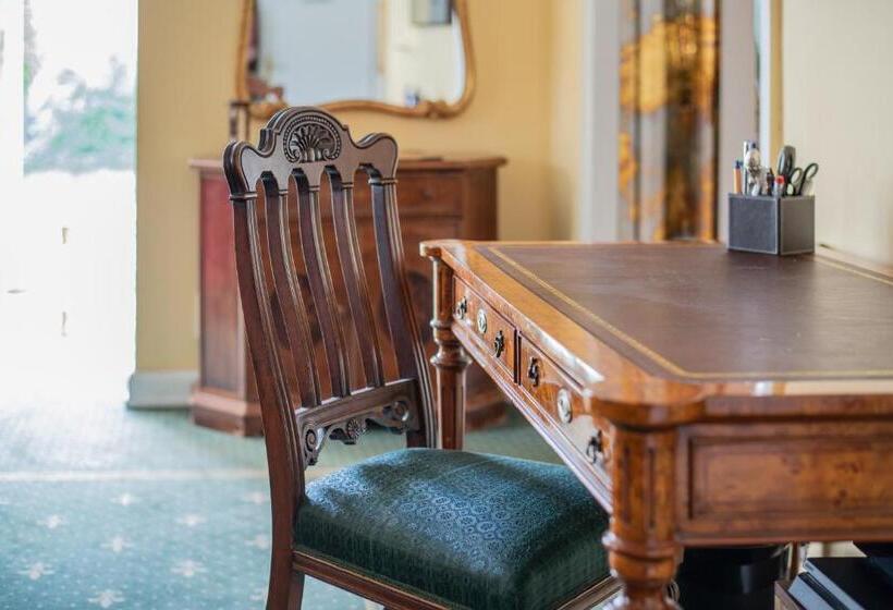 فندق Kurfürstenhof