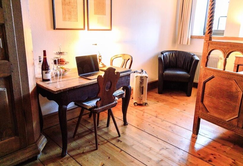 ホテル Landgasthof Zum Weissen Schwanen